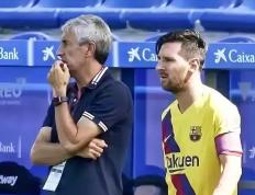 包含青岛黄海中场大将因伤缺阵，球队实力受损的词条