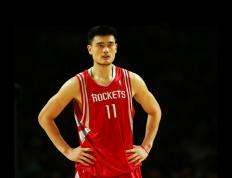 出色防守引发热议！，蒂姆在老鹰比赛中反败为胜气势如虹延续