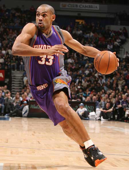 关于活塞队长格兰特获选入选年D球星队的信息