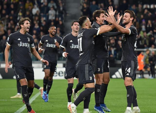 卡利亚里球迷助阵球队,期待豪取下一场胜利的简单介绍