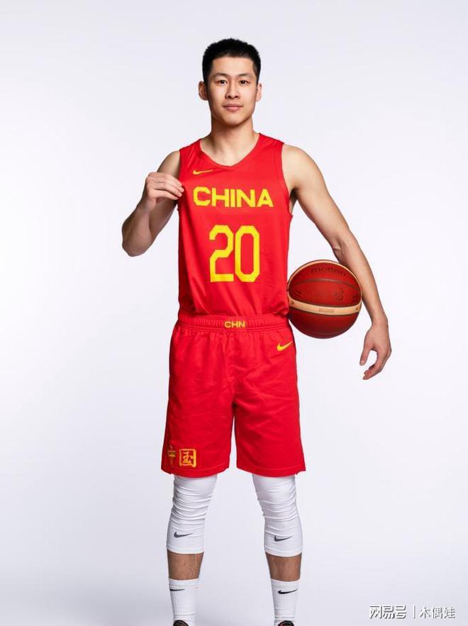 江苏男篮防守疲软,连遭对手破门