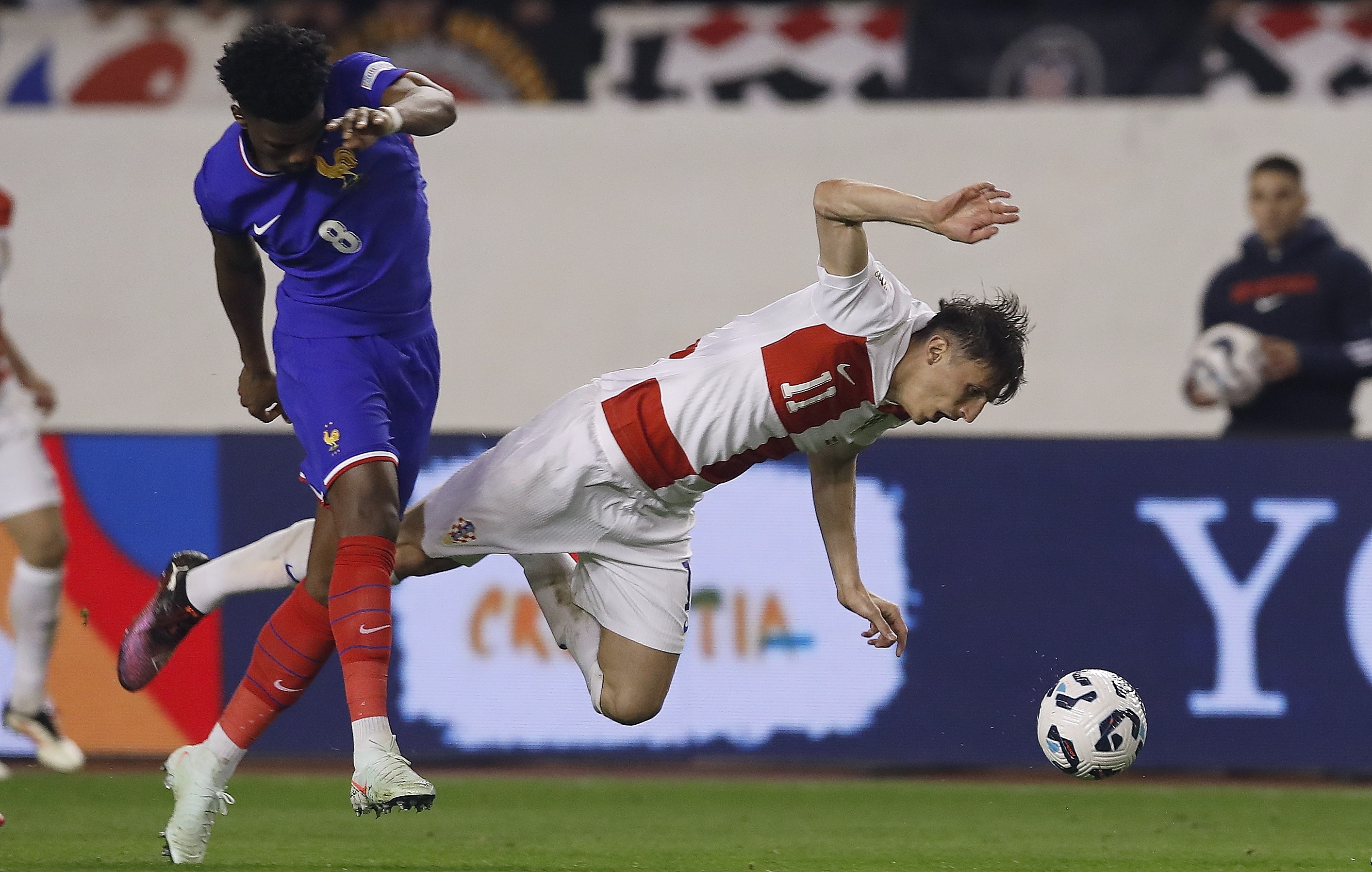 包含克罗地亚球员精彩表现，帮助球队晋级欧国联四强的词条