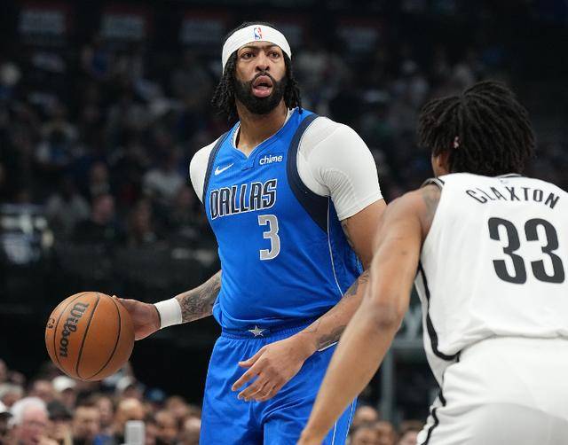 包含独行侠复出首战，爵士状态火爆，威金斯成为焦点！的词条