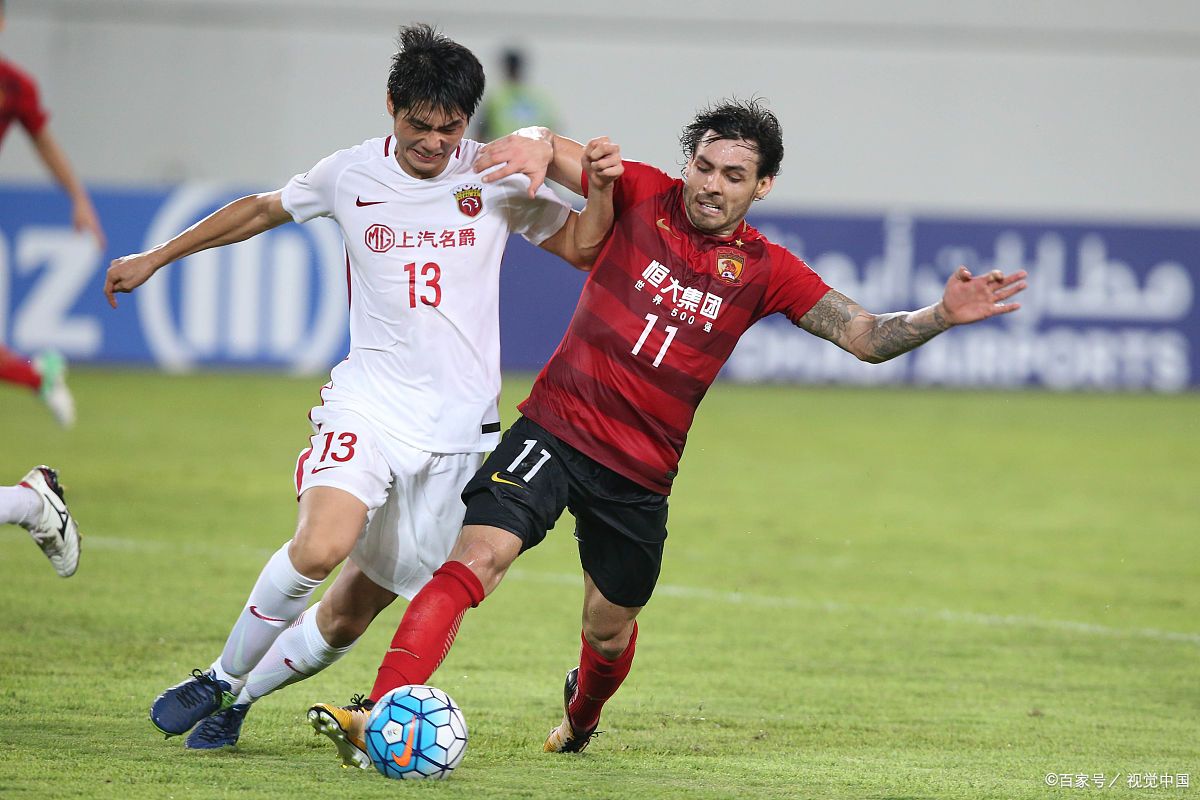 FPX观众热烈欢呼！，Doinb迎来二十赛季出色发挥上演精彩一战的简单介绍