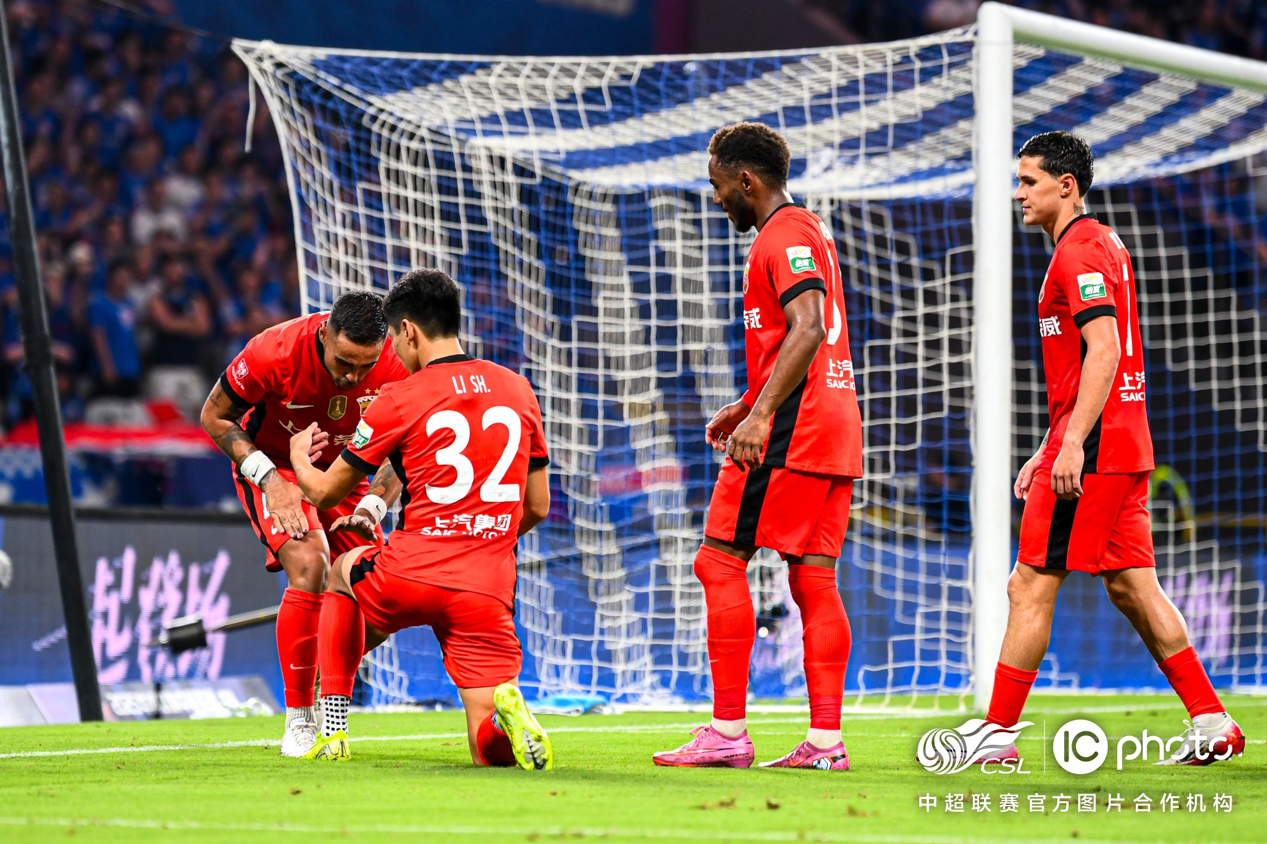 包含孙兴慜复出首秀出彩，利物浦主场横扫波士顿凯尔特人，豪取50连胜的词条